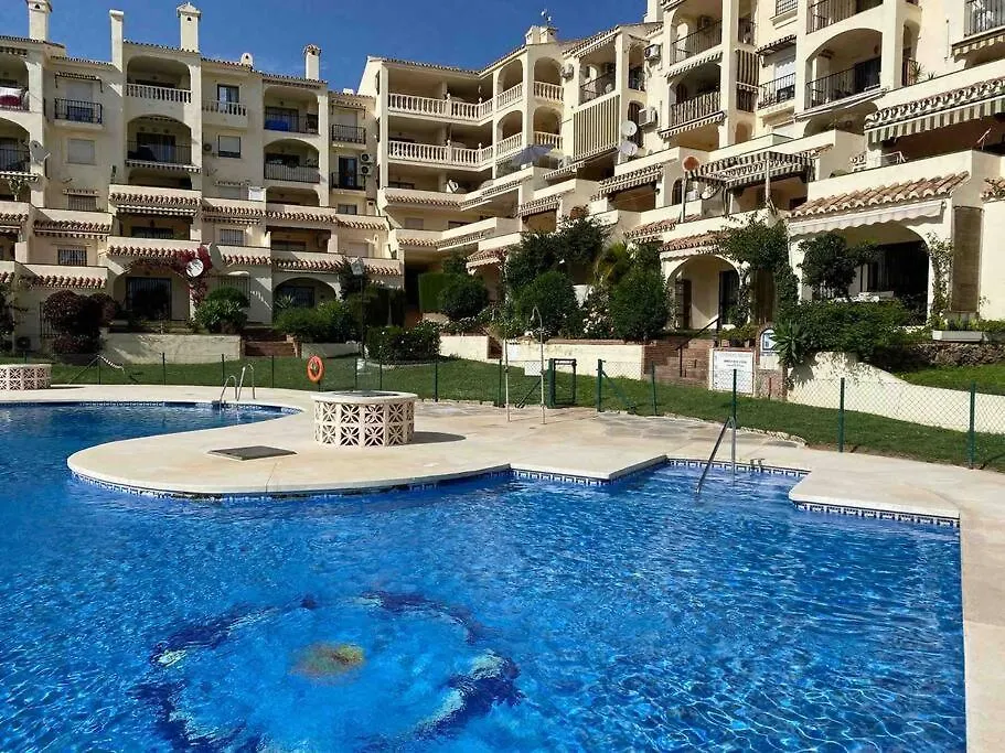 Cozy Apartments Nearly Sea,Tennis,Bars And Other Málaga Espanha