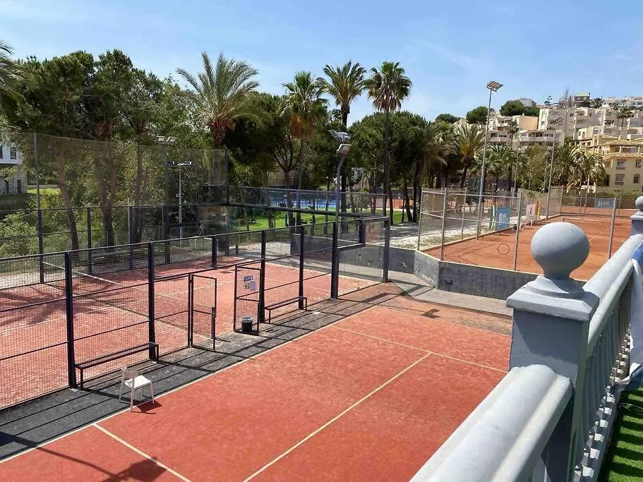Cozy Apartments Nearly Sea,Tennis,Bars And Other Málaga