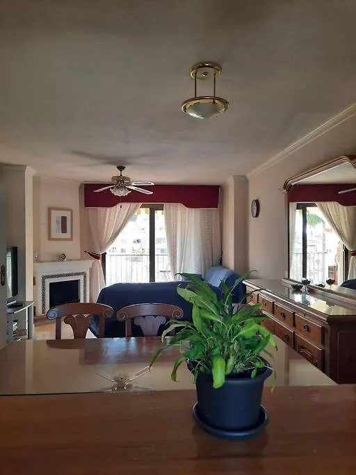 Cozy Apartments Nearly Sea,Tennis,Bars And Other Malaga Spain