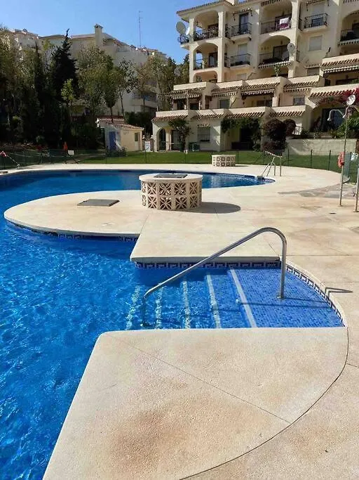 Cozy Apartments Nearly Sea,Tennis,Bars And Other Málaga